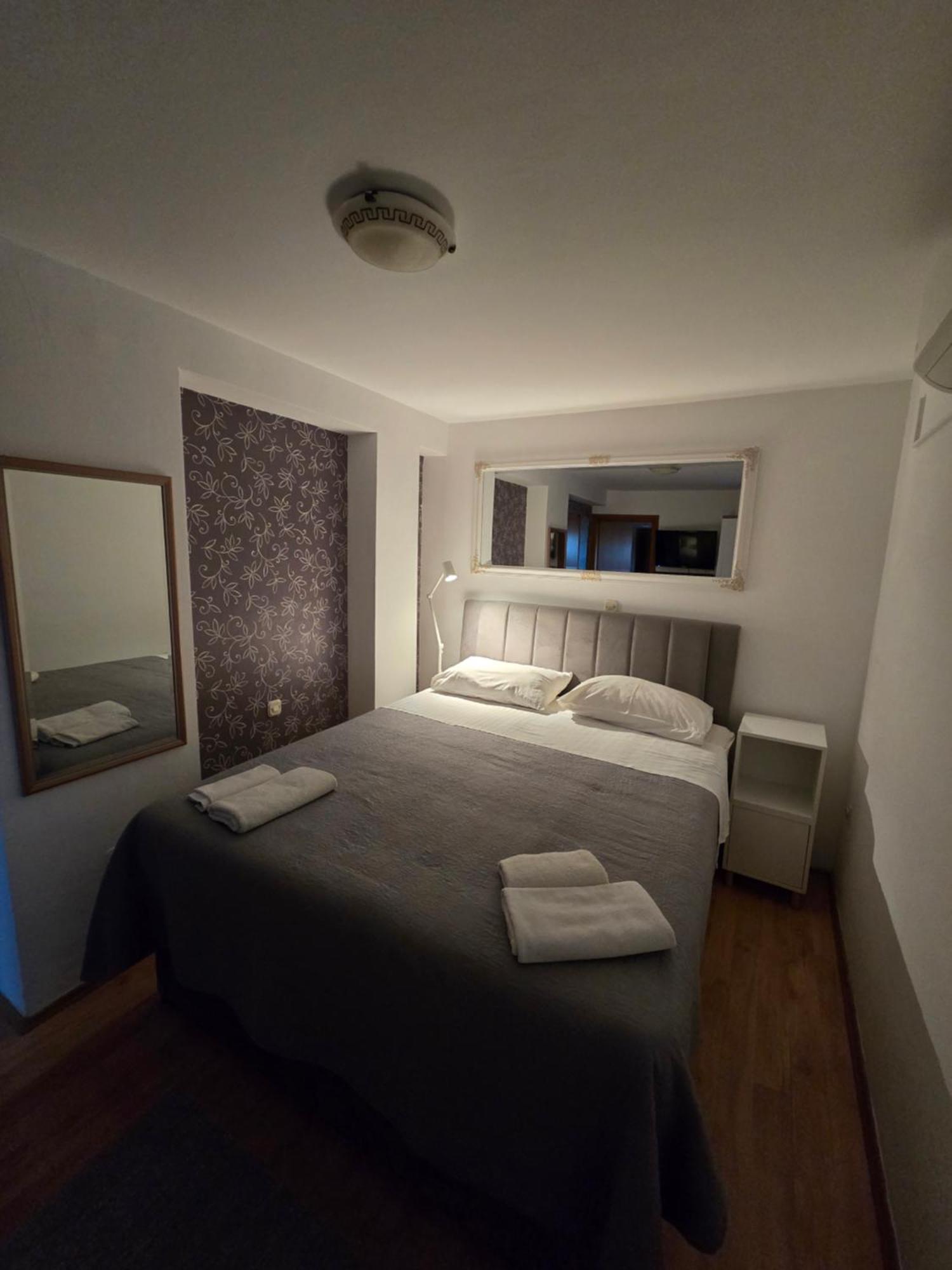 Guest Accomodation Zura Skradin Exterior foto