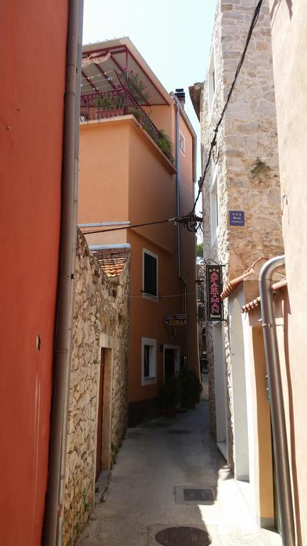 Guest Accomodation Zura Skradin Exterior foto